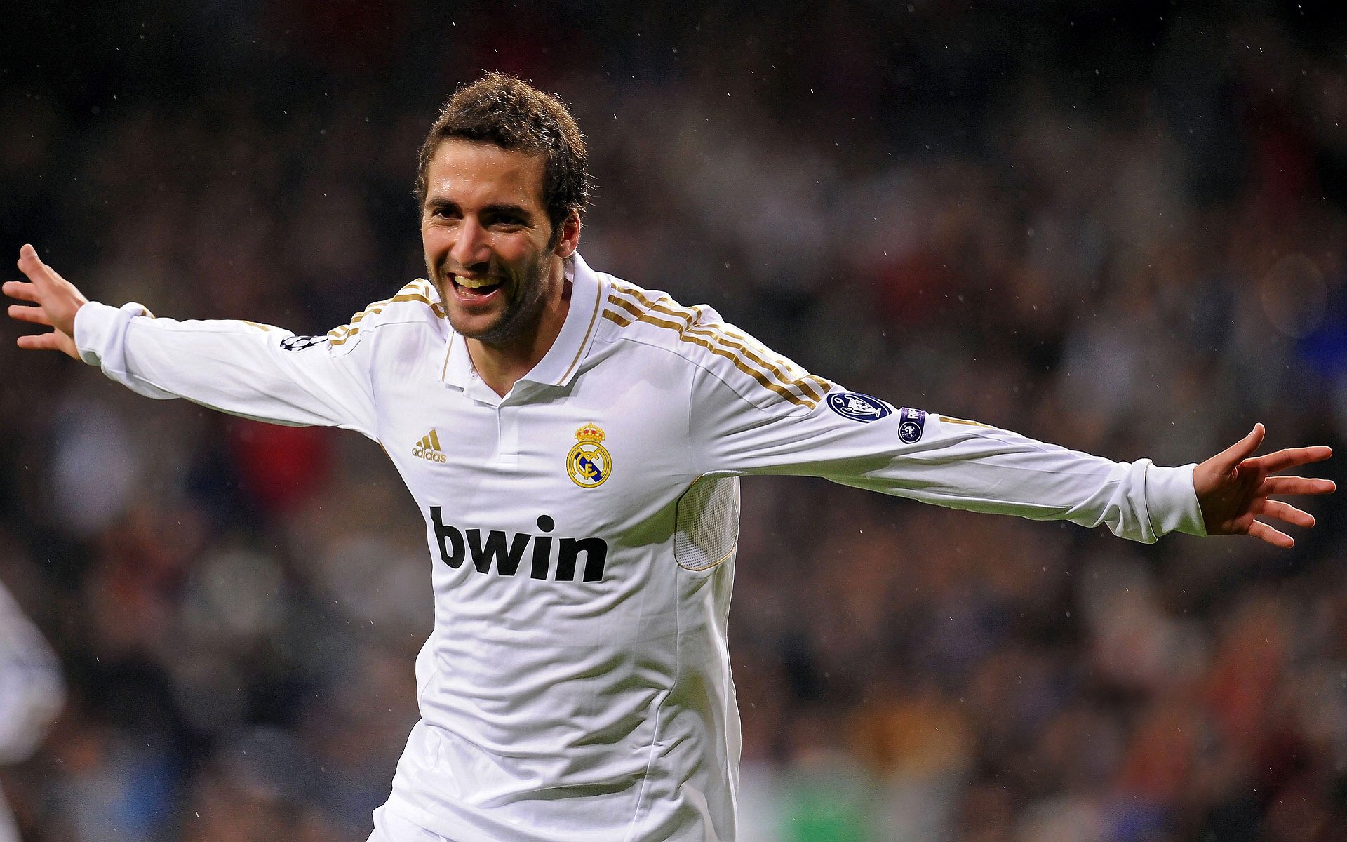 克罗地亚队在比赛中展现出强大的团队合作,克罗地亚 队