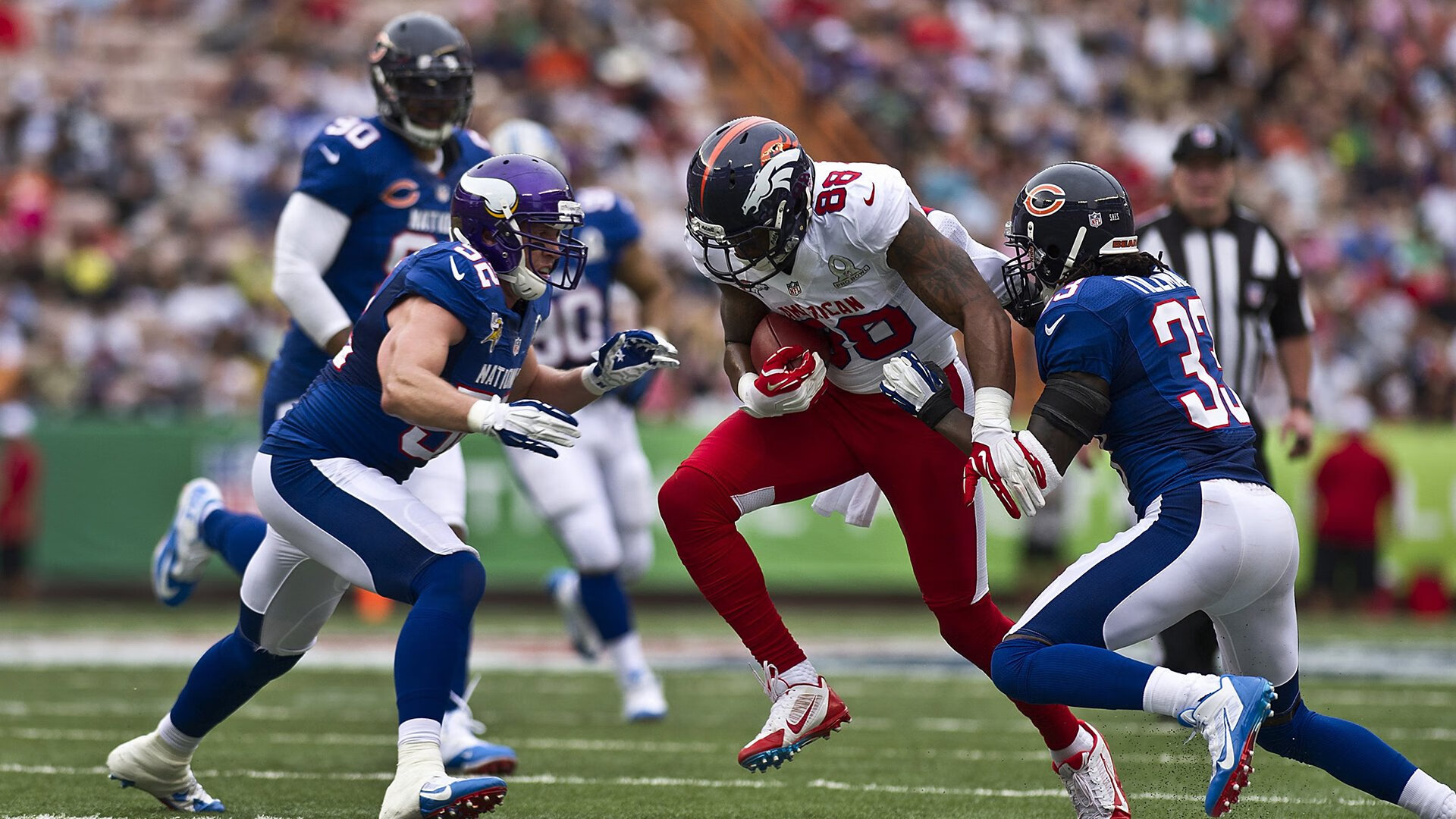 墨西哥队首位“冰上足球金靴”诞生，墨西哥足球运动员