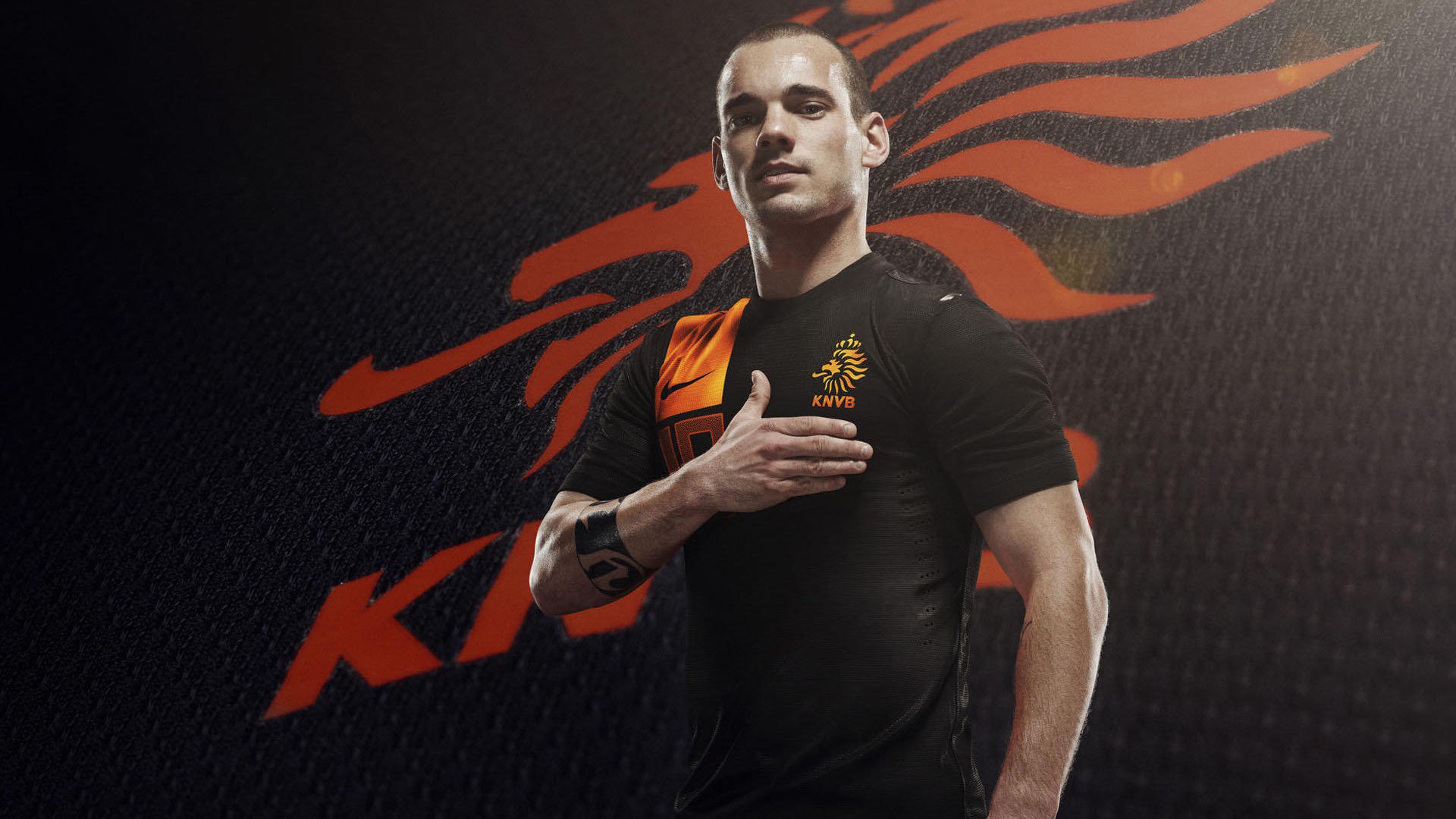 巴黎圣日尔曼豪掷千万引进德甲锋霸，巴黎圣日尔曼全队合照